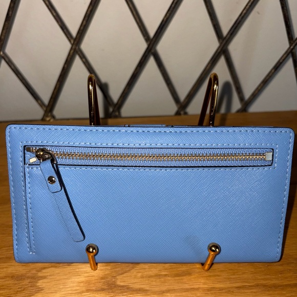 Kate Spade (Euc) Snap Wallet & (nwot)Charm - Picture 4 of 7